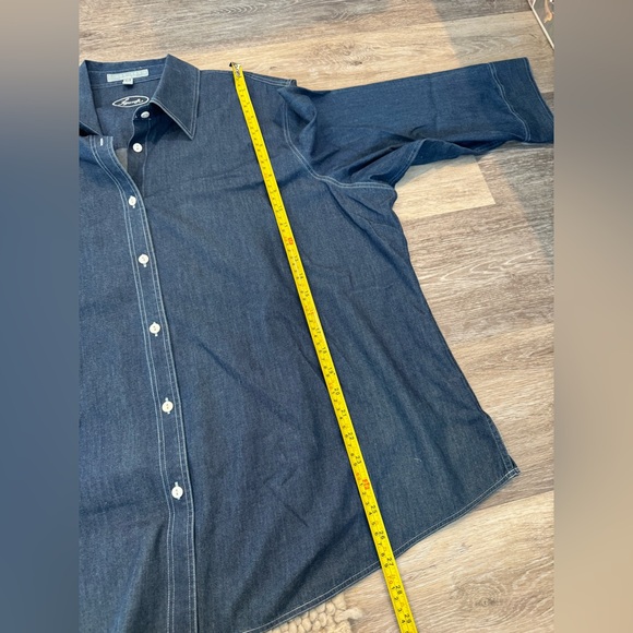 Foxcroft denim non iron, shaped fit button up 20W - Picture 12 of 15